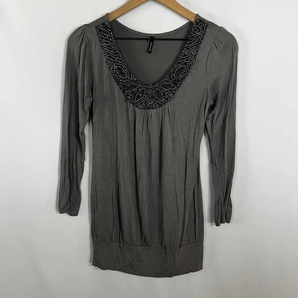 Maurices‎ Shirt Women Medium Gray V-Neck Beaded Embellished Long Sleeve Blouse